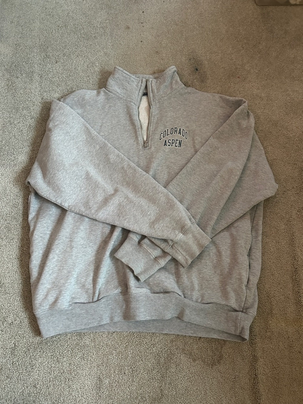 Brandy Melville quarter zip